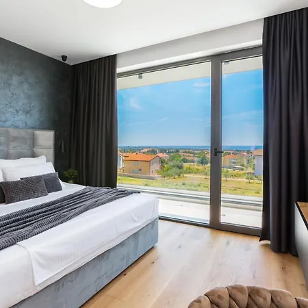 Luxury Dali With Sauna, Whirlpool And Sea View In Only 1,7 Km From The Villa *