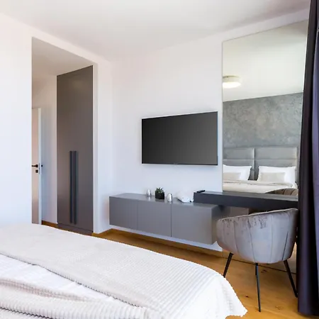 Luxury Dali With Sauna, Whirlpool And Sea View In Only 1,7 Km From The * Medulin