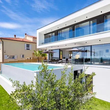 Villa Luxury Dali With Sauna, Whirlpool And Sea View In Only 1,7 Km From The *