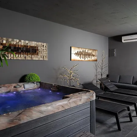 Villa Luxury Dali With Sauna, Whirlpool And Sea View In Only 1,7 Km From The *