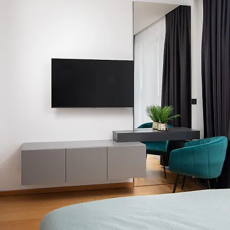 Luxury Dali With Sauna, Whirlpool And Heated Pool In Only 1,7 Km From The 빌라 메덜린